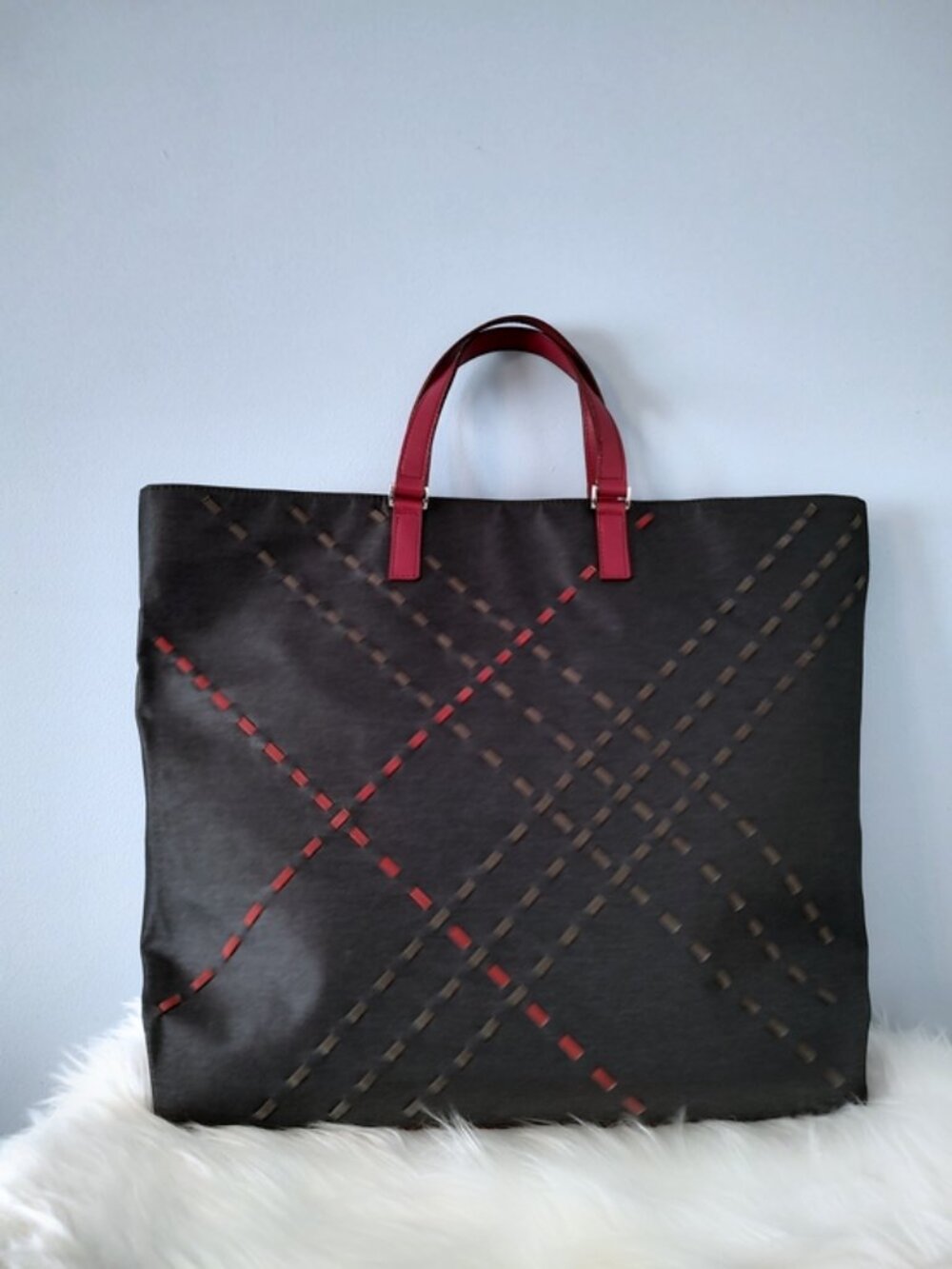 Burberry London Stitch check leather large tote EUC